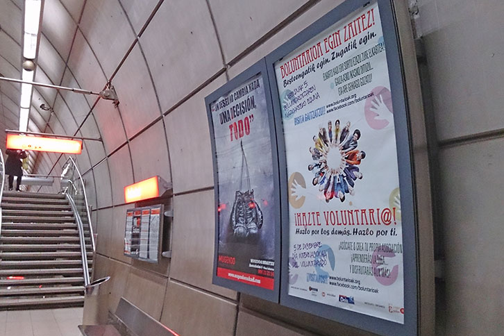 Voluntariado - Publicidad Estación de Metro Bilbao