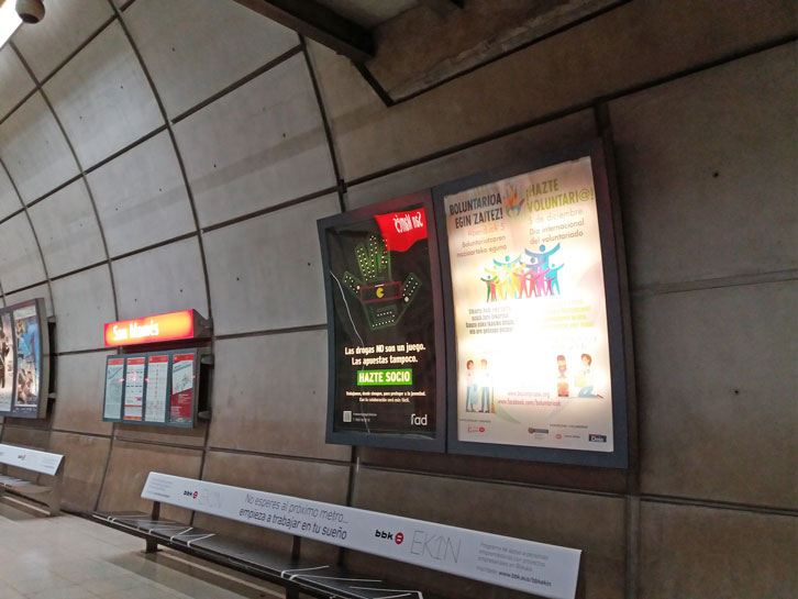 Voluntariado - Publicidad Estación de San Mamés en Metro Bilbao