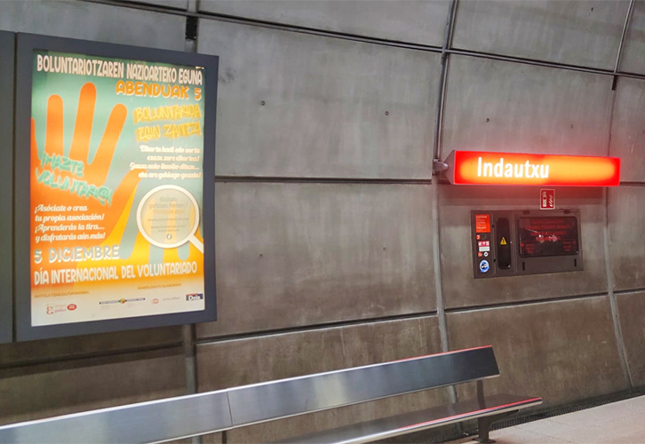 Voluntariado - Publicidad en Metro Bilbao - Estación Indautxu