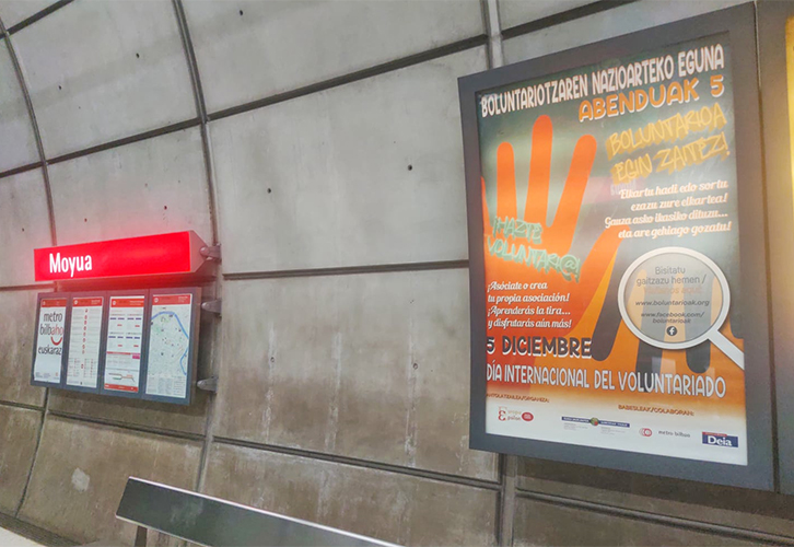 Voluntariado - Publicidad en Metro Bilbao - Estación Moyua